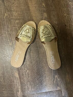 Artesanias Lupita Women’s Gold Woven Slide Sandals - Size 8.5 US